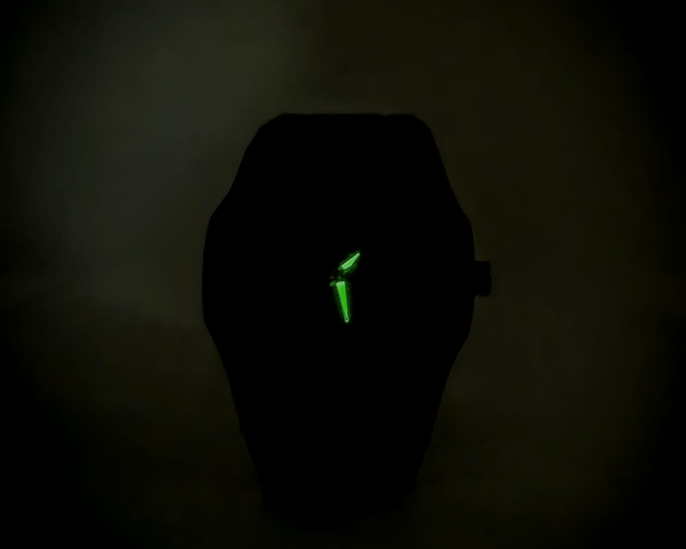 QuartickWatches - Luminous dial watch