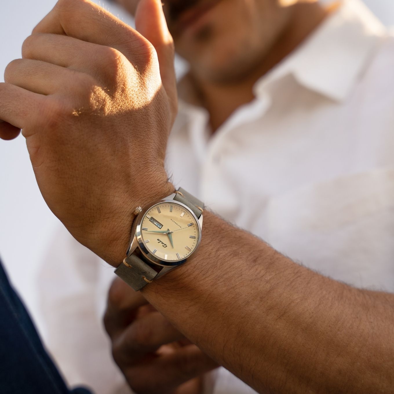QuartickWatches - Quartz Watch